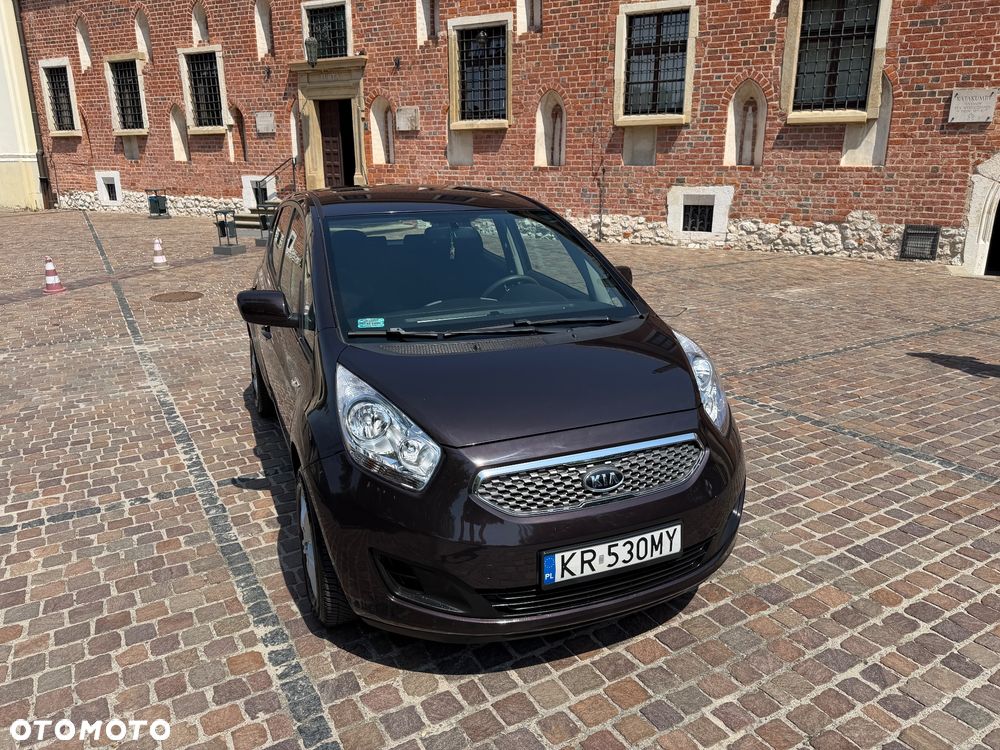 Kia Venga - 26