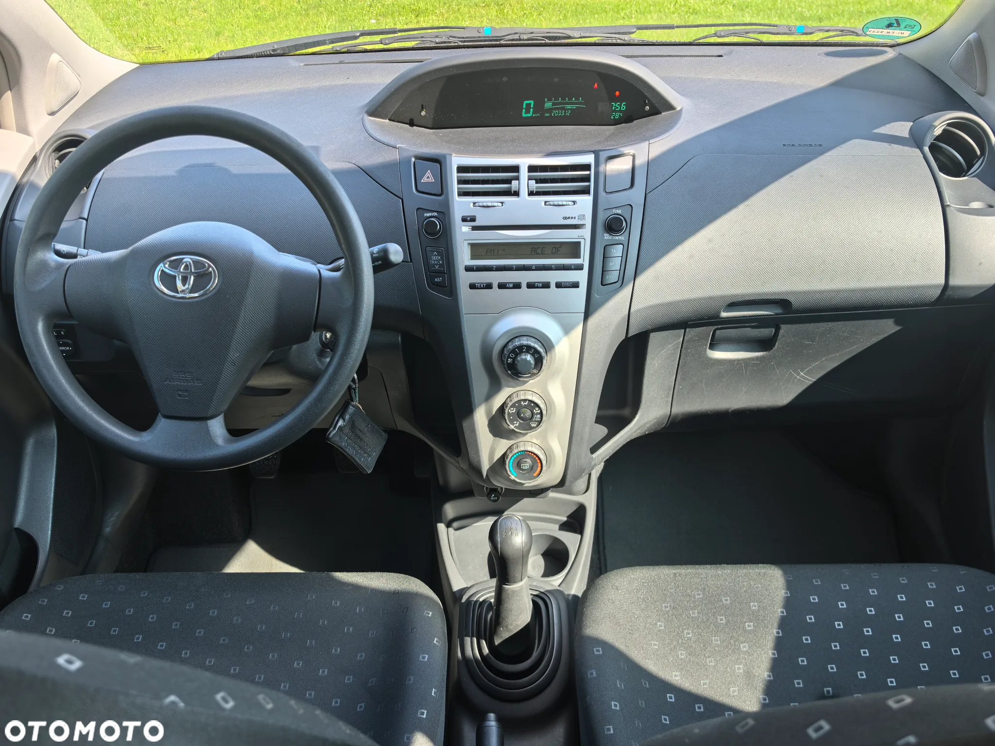Toyota Yaris 1.0 Active - 23