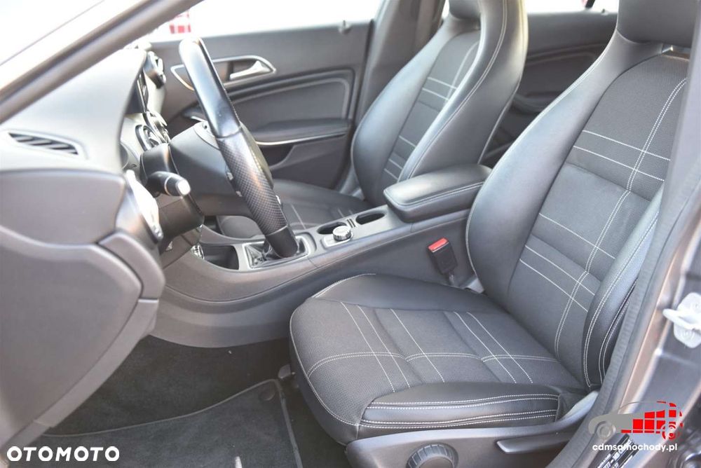 Mercedes-Benz CLA - 16