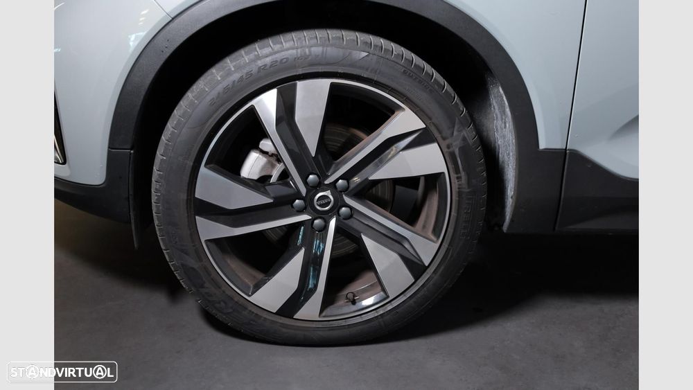 Volvo XC 40 - 5