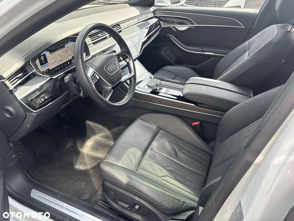 Audi A8 - 15