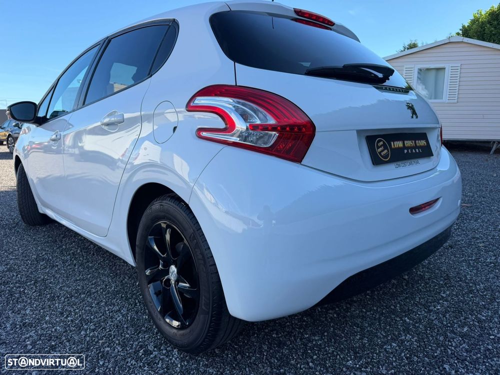 Peugeot 208 1.2 PureTech Active - 21