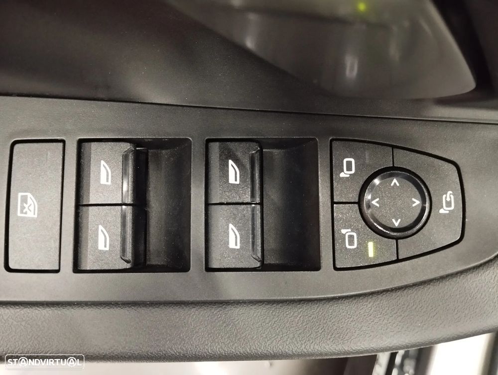 BMW 520 d Pack Desportivo M - 18