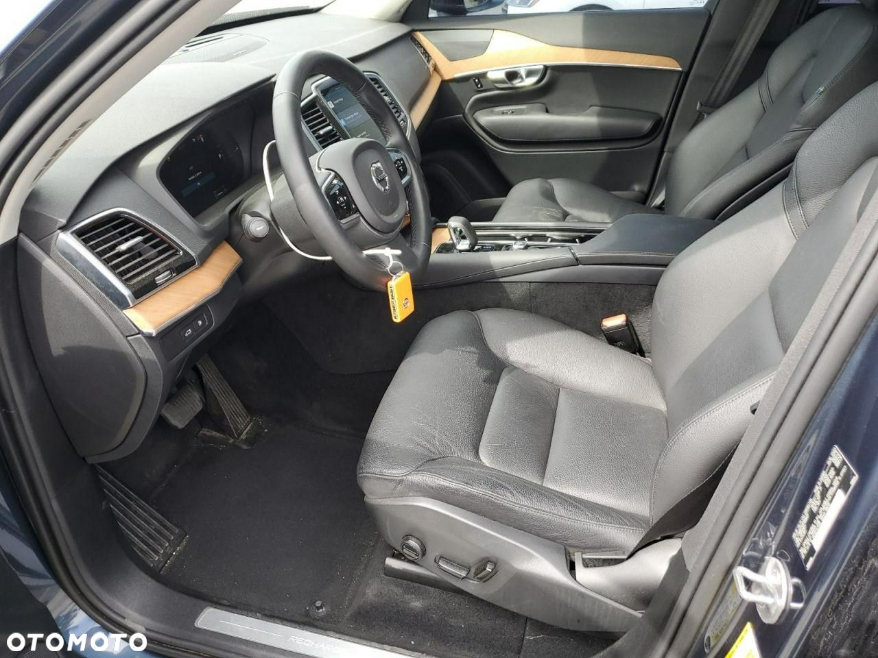Volvo XC 90 - 8