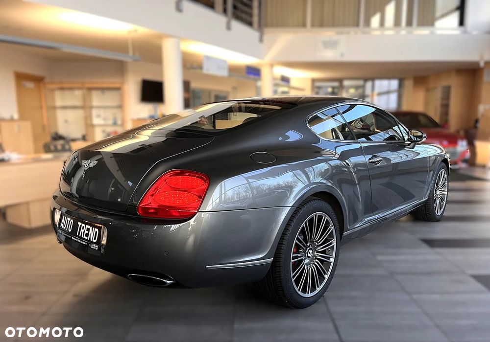 Bentley Continental GT - 4