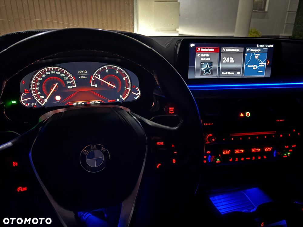 BMW Seria 5 520d Luxury Line - 26