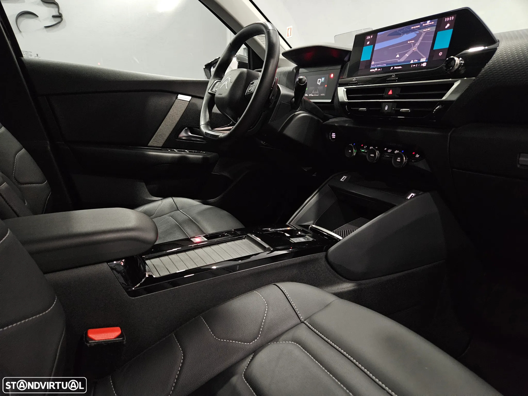 Citroën C4 BlueHDi 130 Stop&Start EAT8 SHINE - 9