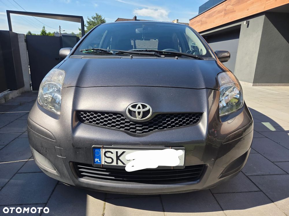 Toyota Yaris 1.33 2010 - 1