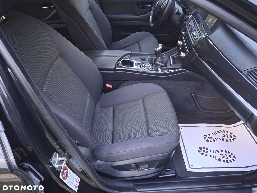 BMW Seria 5 520d - 19