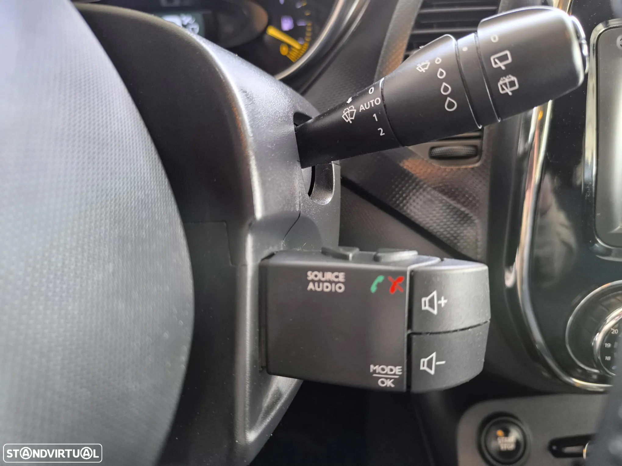 Renault Captur ENERGY dCi 90 EDC Intens - 16