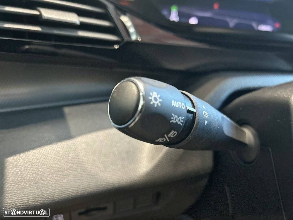 Peugeot 308 1.6 Hybrid GT e-EAT8 - 16