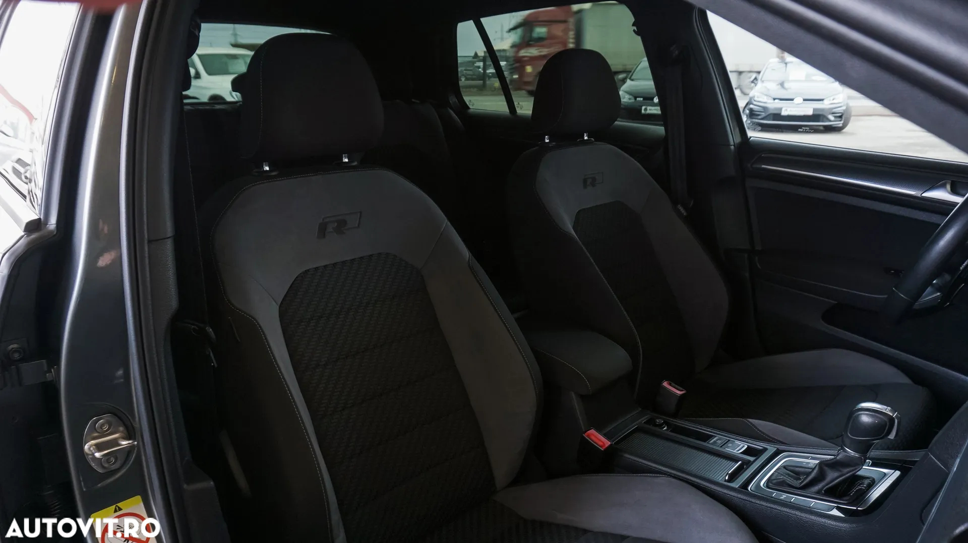 Volkswagen Golf 1.5 TSI ACT OPF DSG Highline - 25