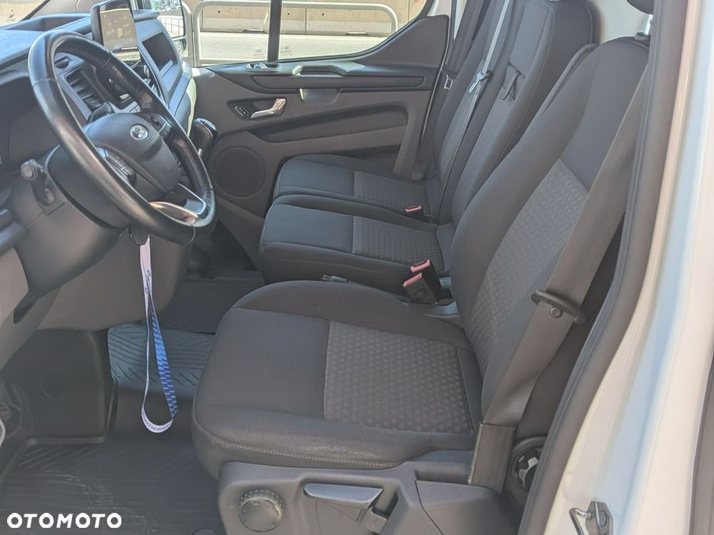 Ford Transit Custom - 21
