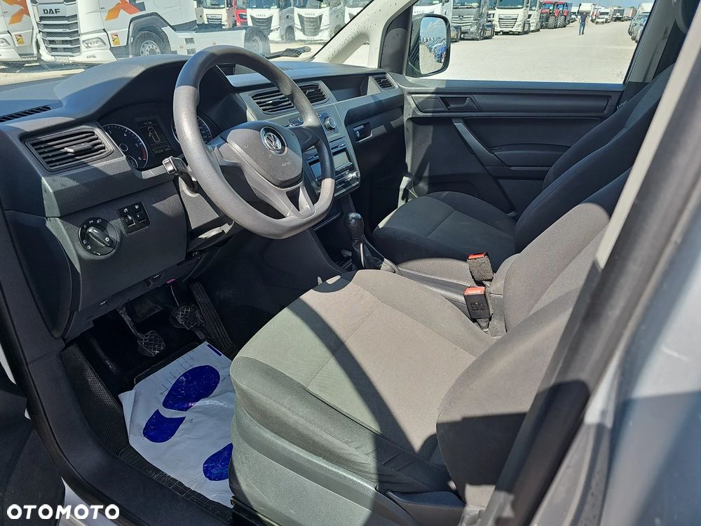 Volkswagen Caddy - 24
