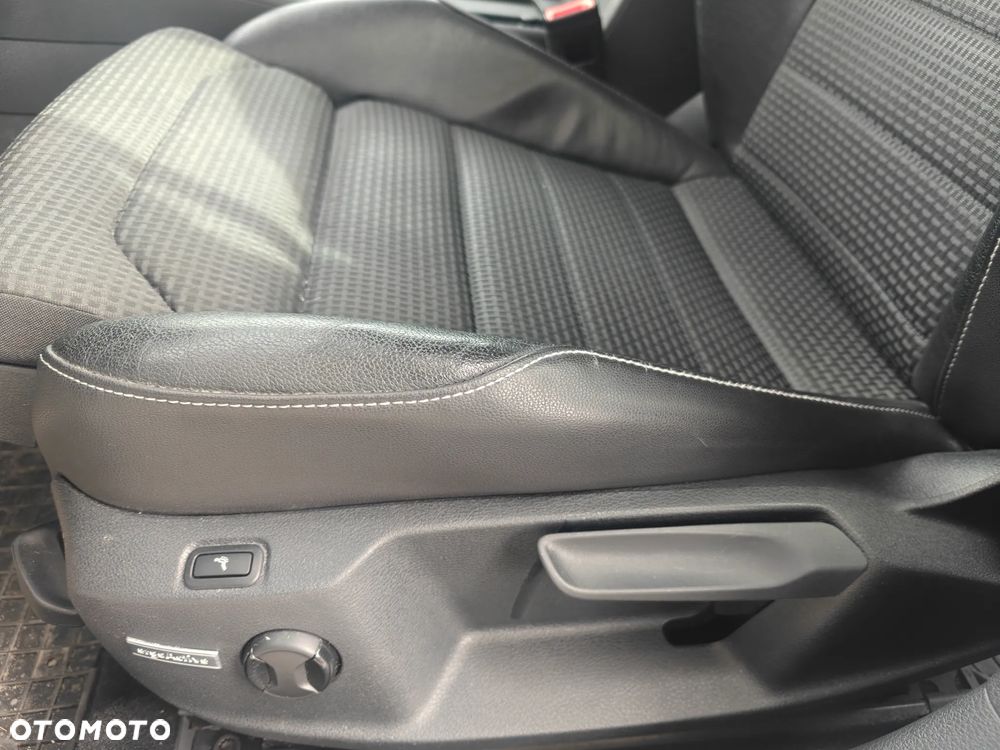 Volkswagen Golf 1.2 TSI BlueMotion Technology Comfortline - 15