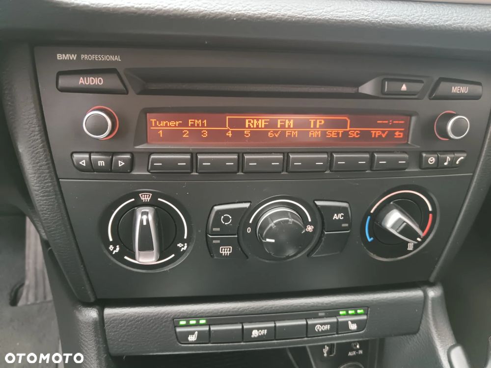 BMW X1 sDrive16d - 15