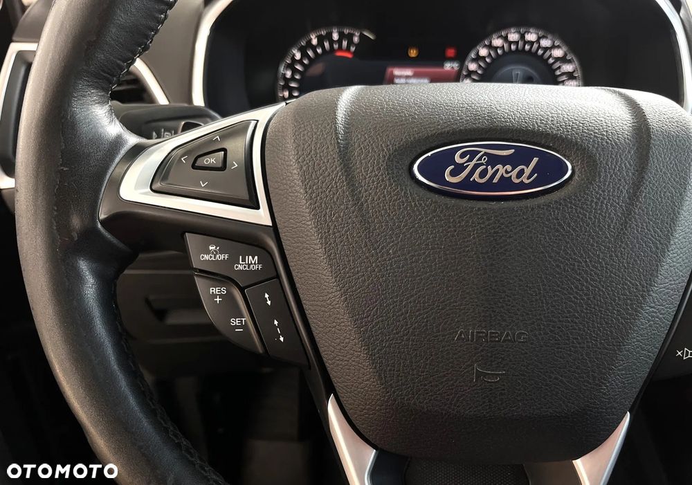 Ford Edge 2.0 TDCi Bi-Turbo 4x4 ST-LINE - 14