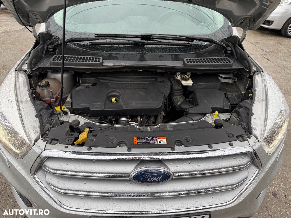 Ford Kuga 2.0 TDCi 4WD Powershift Titanium - 20