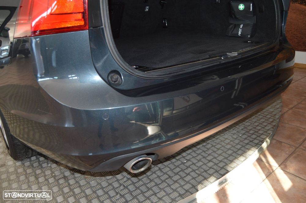 Volvo V90 2.0 D4 Momentum Plus Geartronic - 20