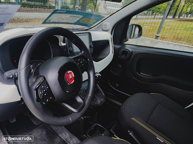 Fiat Panda 1.0 Hybrid Cross - 10