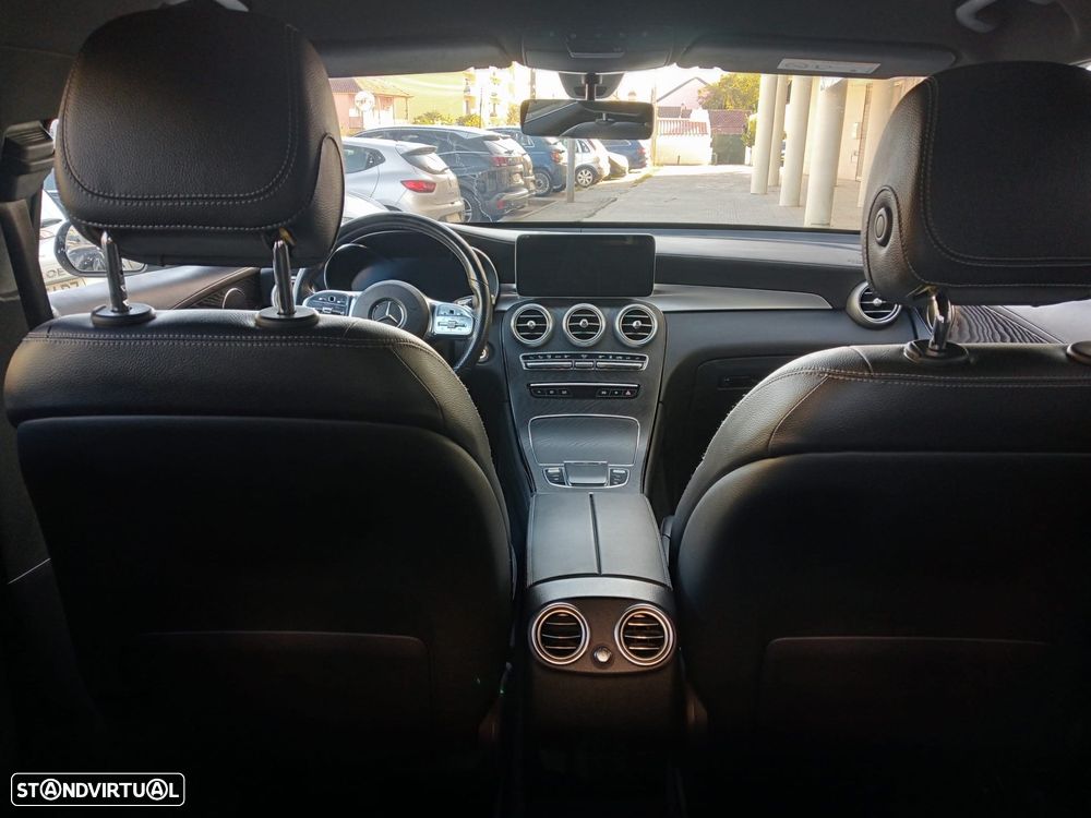 Mercedes-Benz GLC 300 e Coupe 4Matic - 10