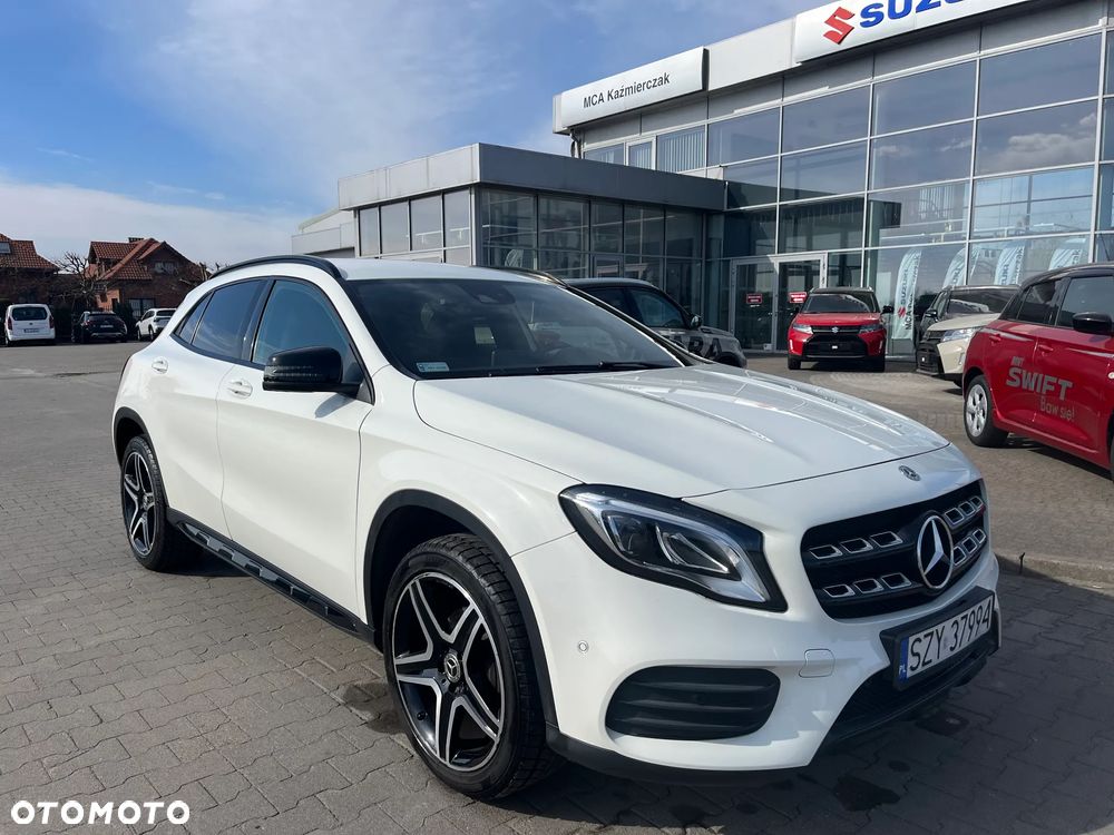 Mercedes-Benz GLA 200 7G-DCT AMG Line - 1