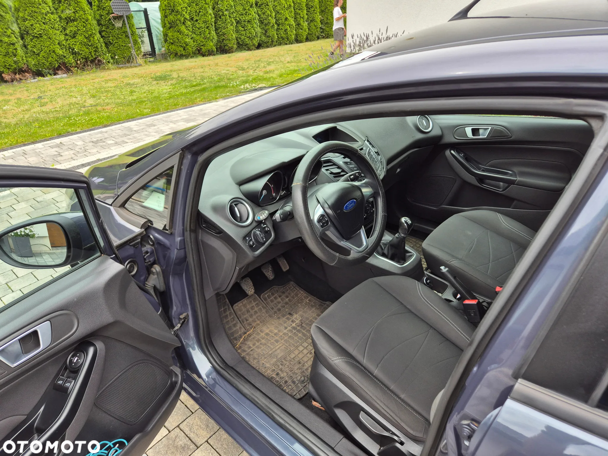 Ford Fiesta 1.5 TDCi Ambiente - 9
