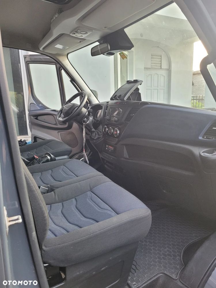 Iveco 50C18 - 4