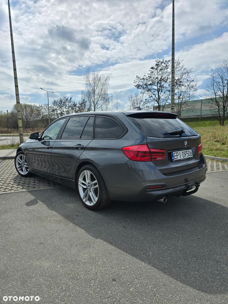 BMW Seria 3 320d Edition Luxury Line Purity - 12