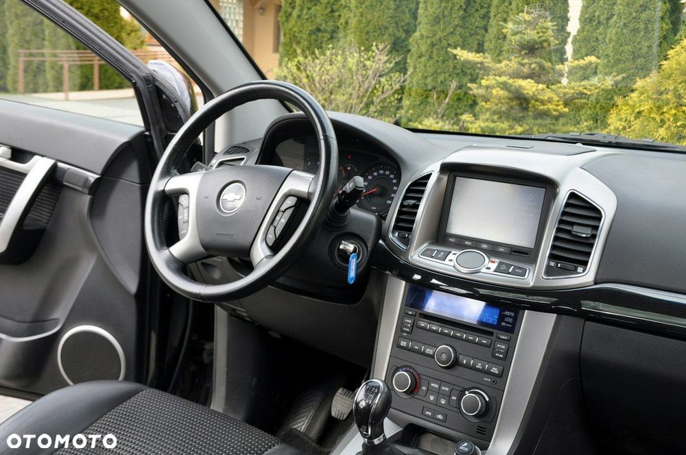 Chevrolet Captiva - 26