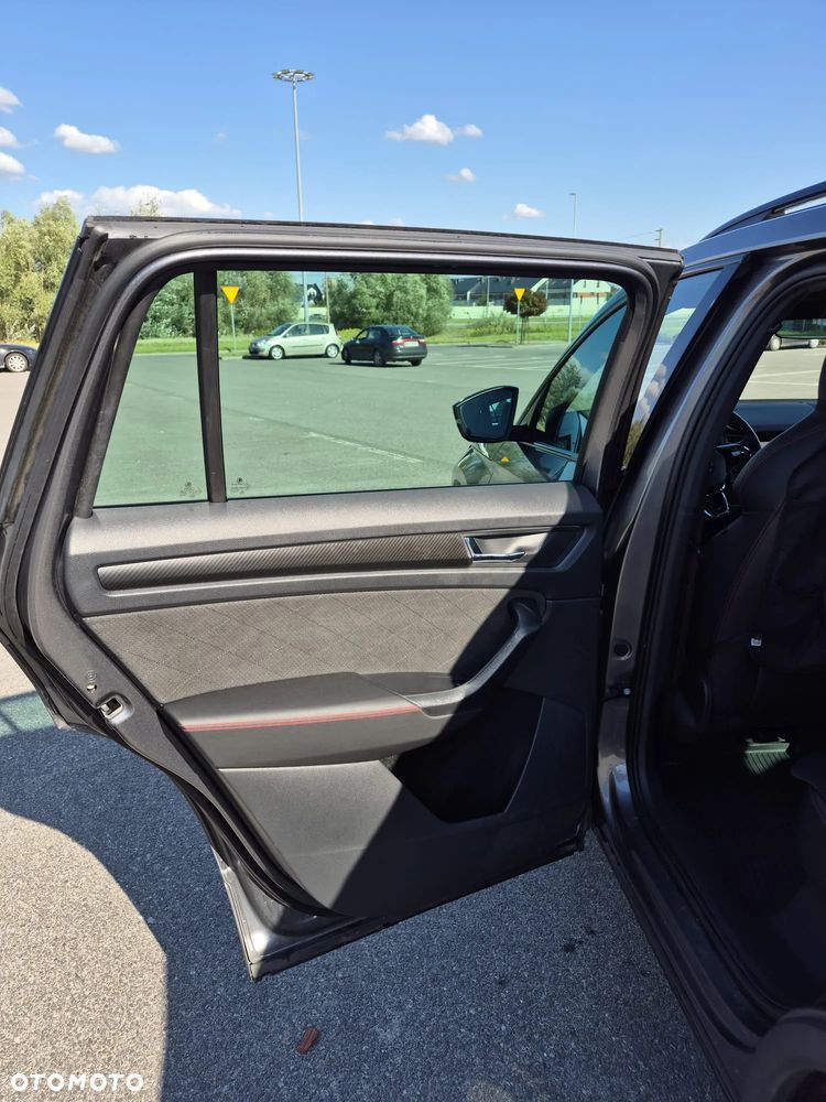 Skoda Kodiaq 2.0 TSI 4x4 RS DSG - 19