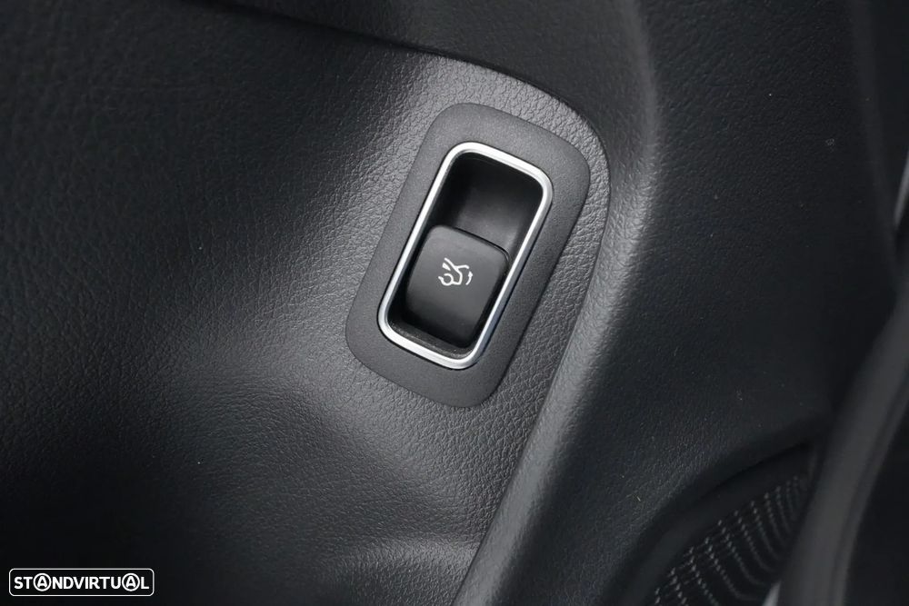 Mercedes-Benz CLA 180 d Progressive Aut. - 26