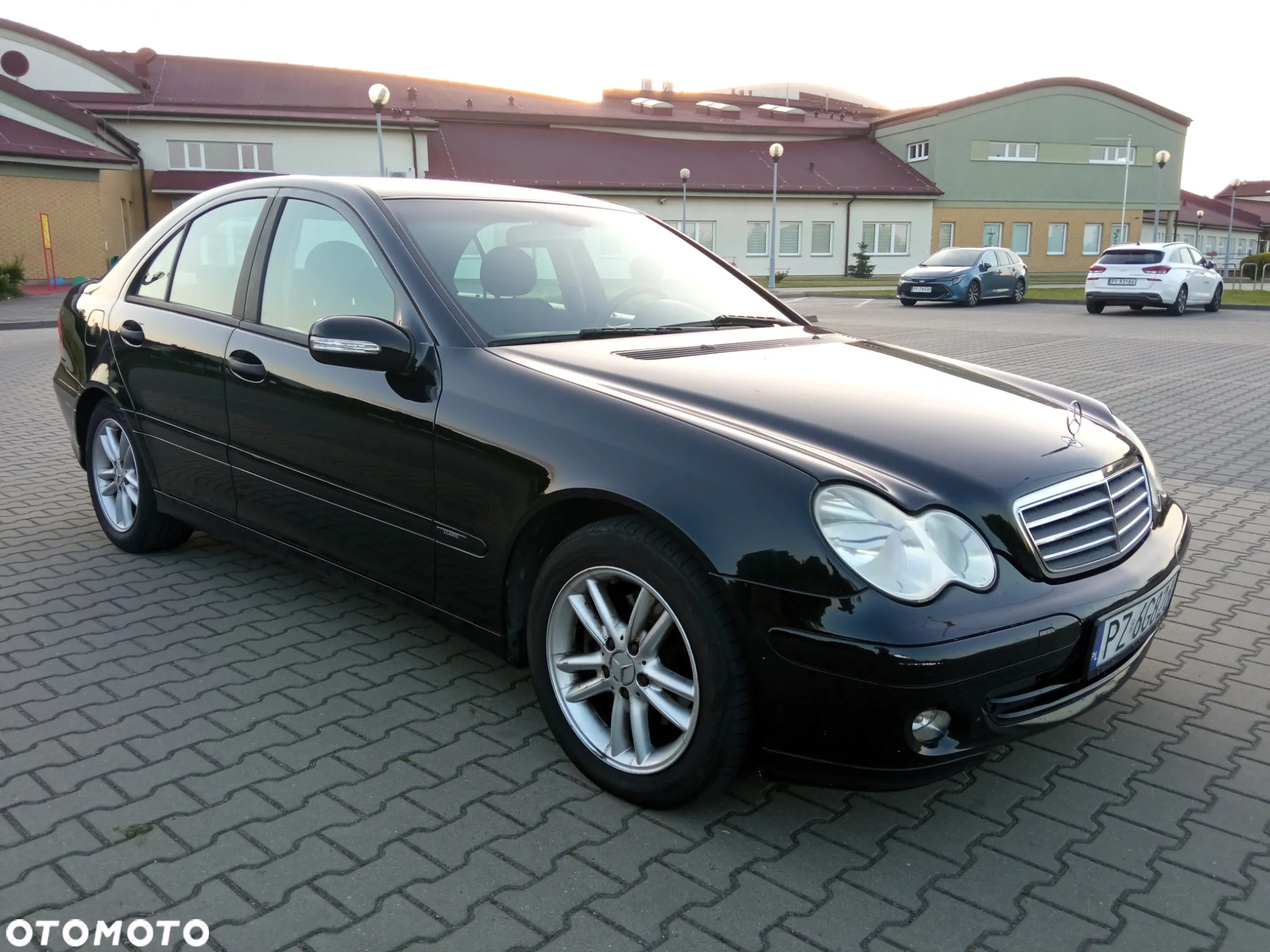 Mercedes-Benz Klasa C 180 Kompressor Automatik Avantgarde - 30