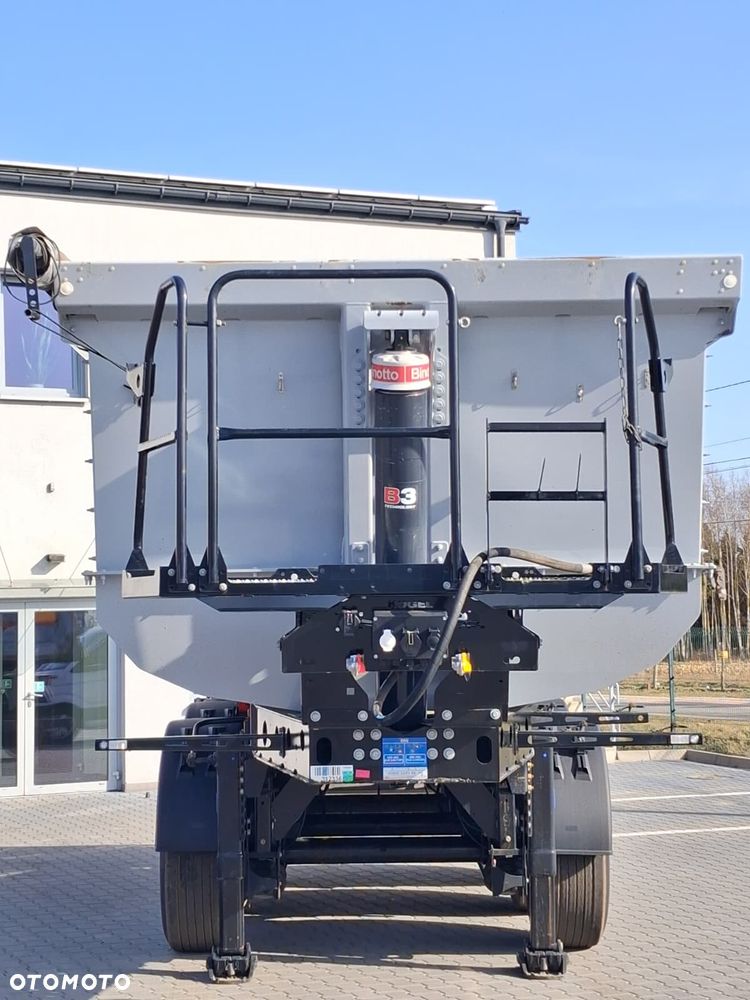 Kögel Stalowa wywrotka 27m3 - 9