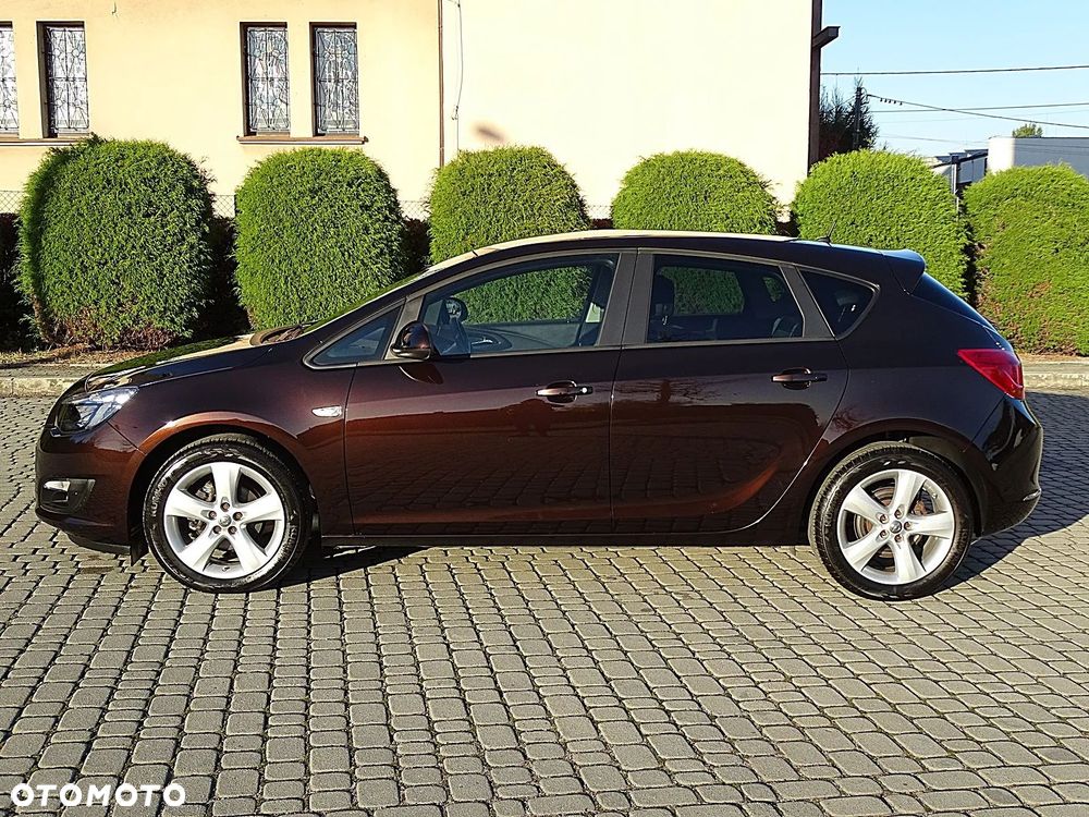 Opel Astra 1.4 Turbo Cosmo - 15