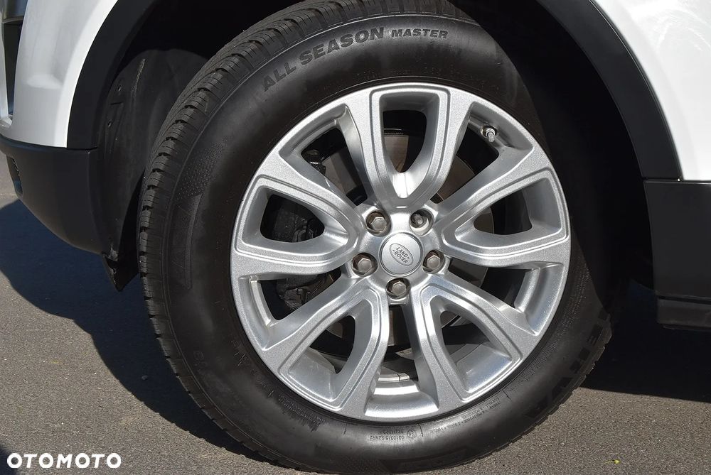 Land Rover Range Rover Evoque - 13