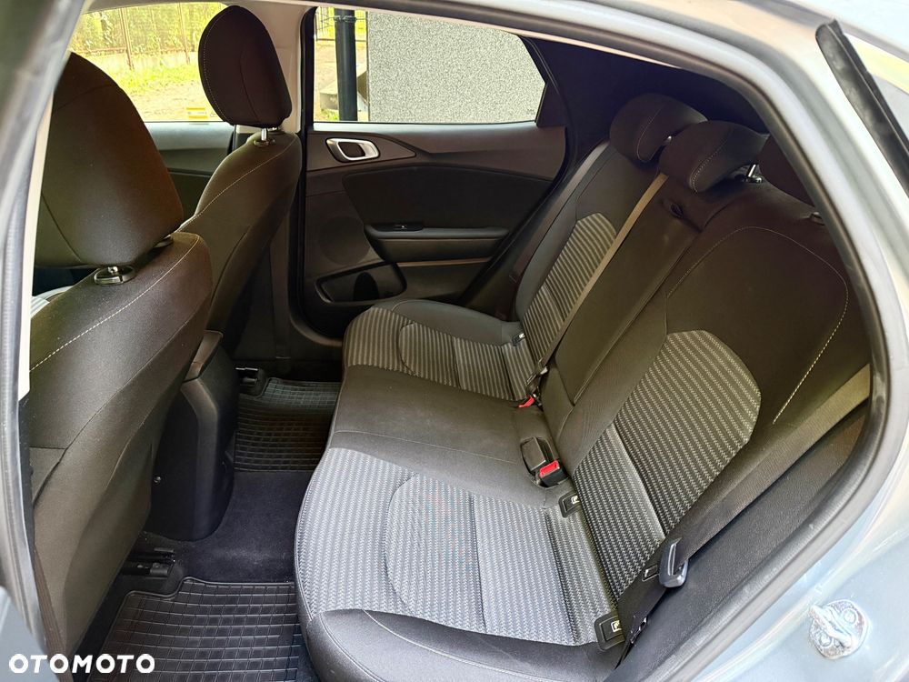 Kia XCeed 1.5 T-GDI M DCT - 13