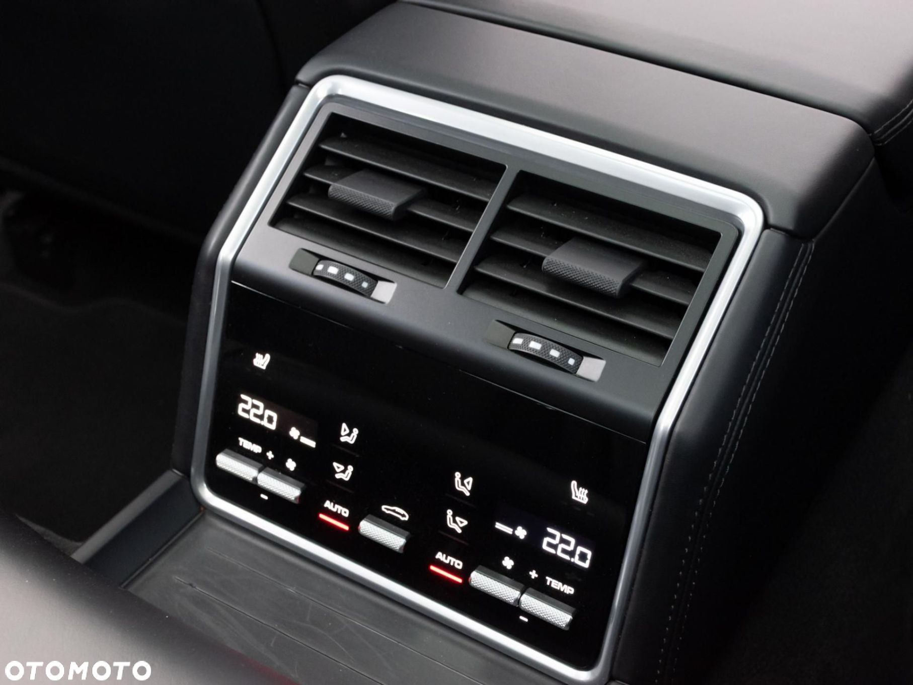 Porsche Panamera - 17