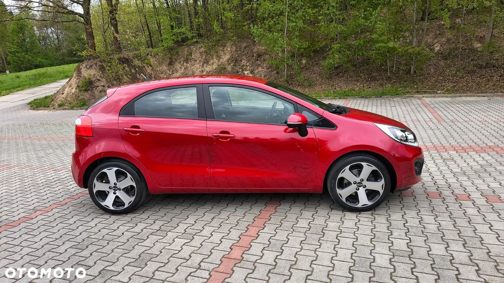 Kia Rio - 6