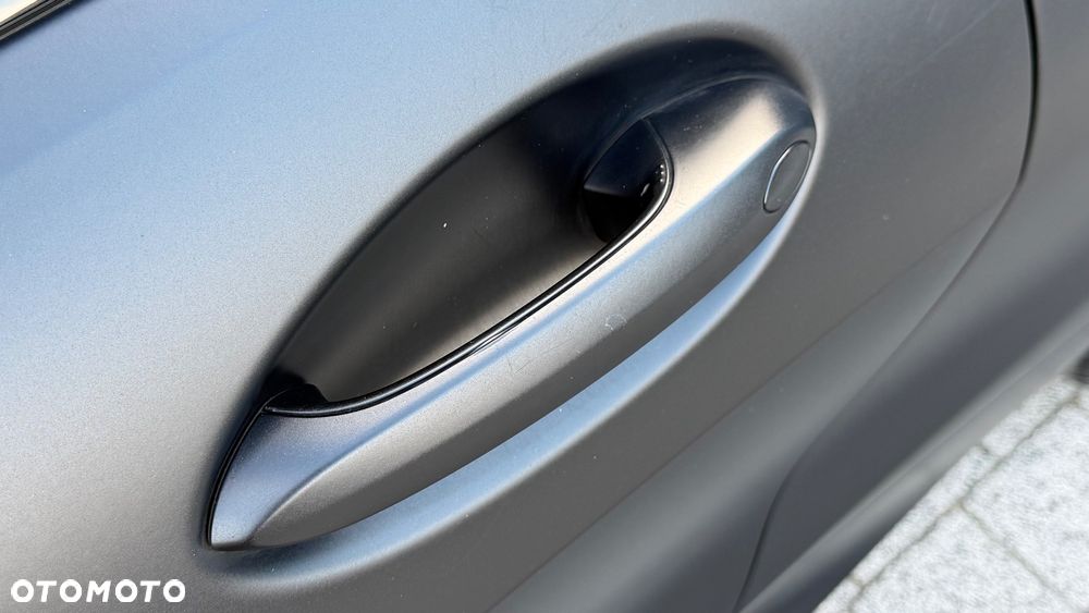 BMW Seria 8 - 29