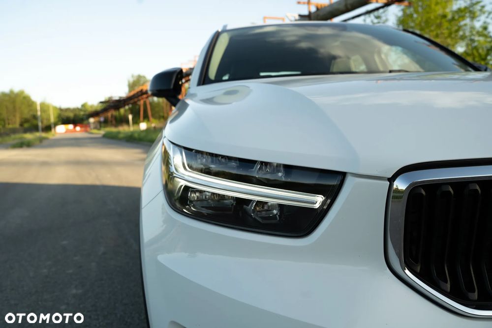 Volvo XC 40 D3 Momentum - 4