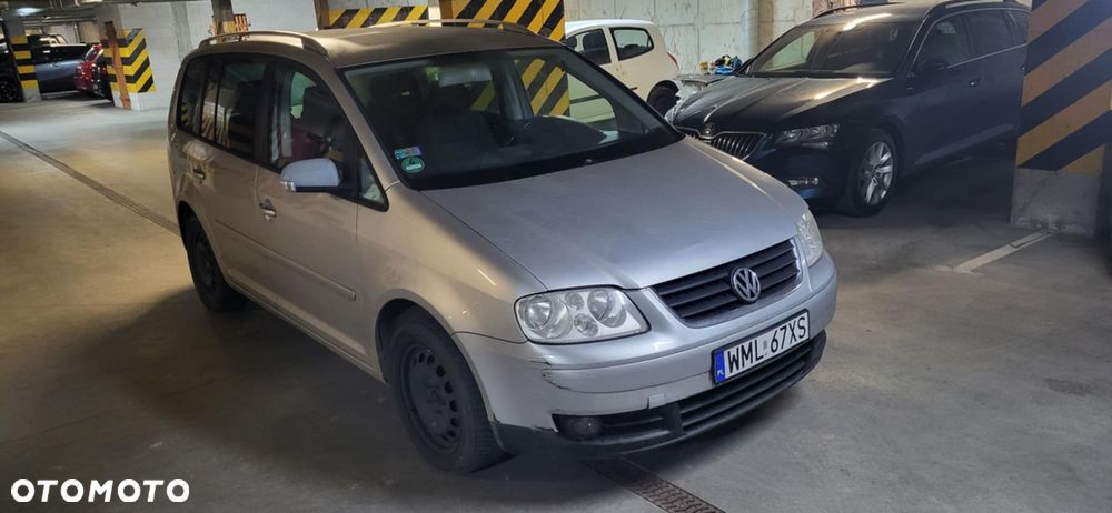 Volkswagen Touran 1.9 TDI Basis - 1