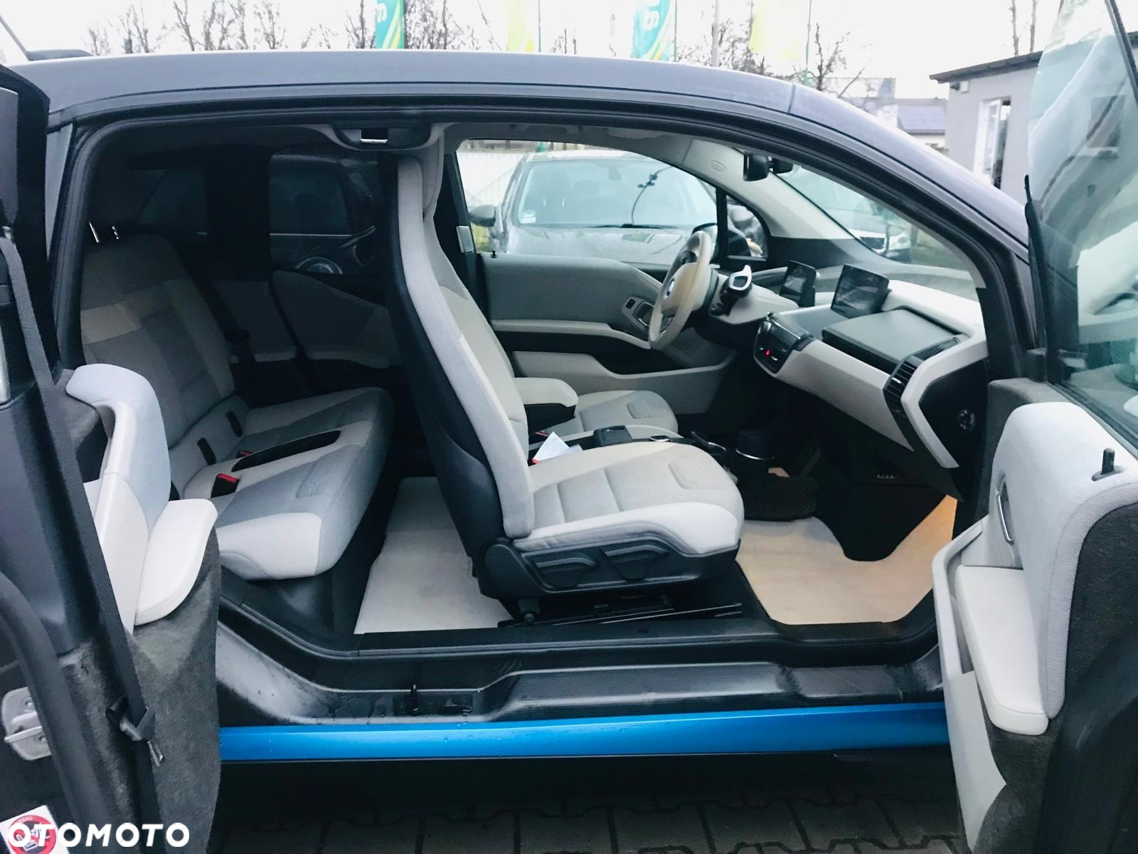 BMW i3 (60 Ah) - 15