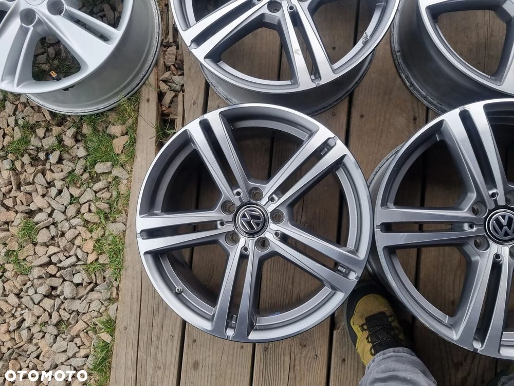 VW TIGUAN,AUDI A4,SEAT LEON,CUPRA,SKODA KODIAQ 8X18 ET38 5X112 bdb stan - 3