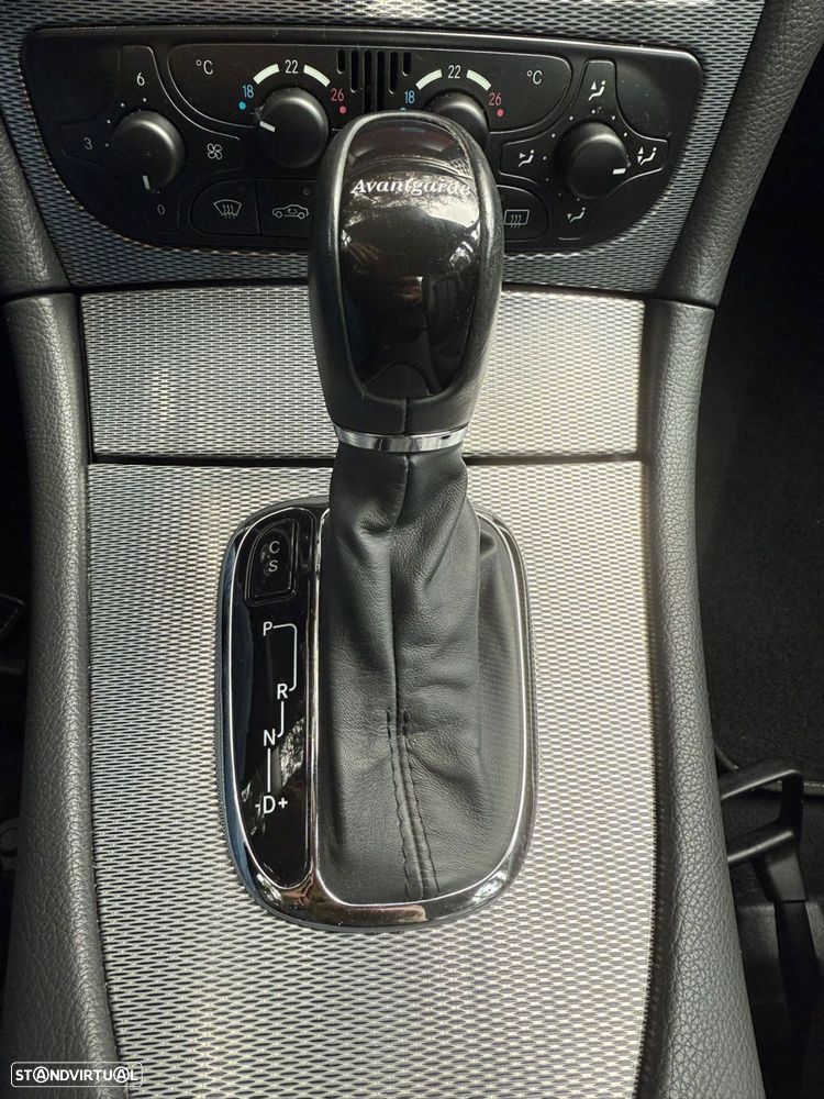 Mercedes-Benz CLK 240 - 13