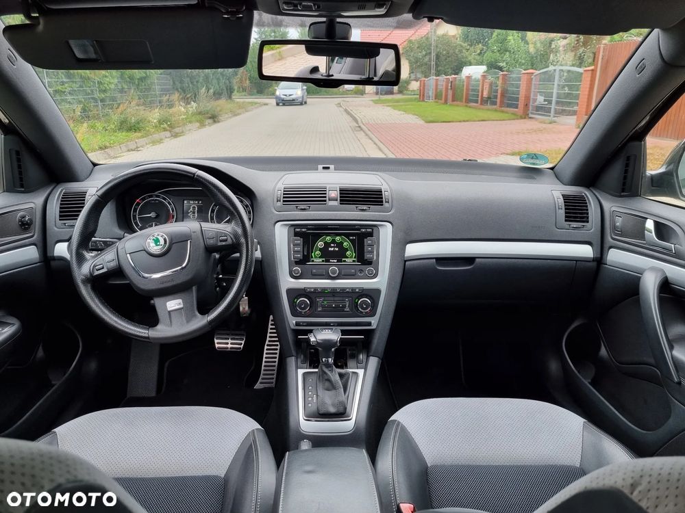 Skoda Octavia 2.0 TDI DPF RS DSG - 12