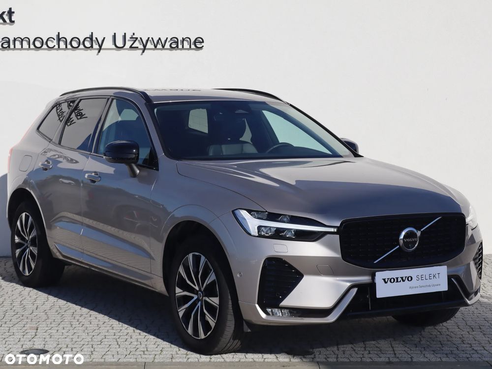 Volvo XC 60 B5 B AWD Plus Dark - 9