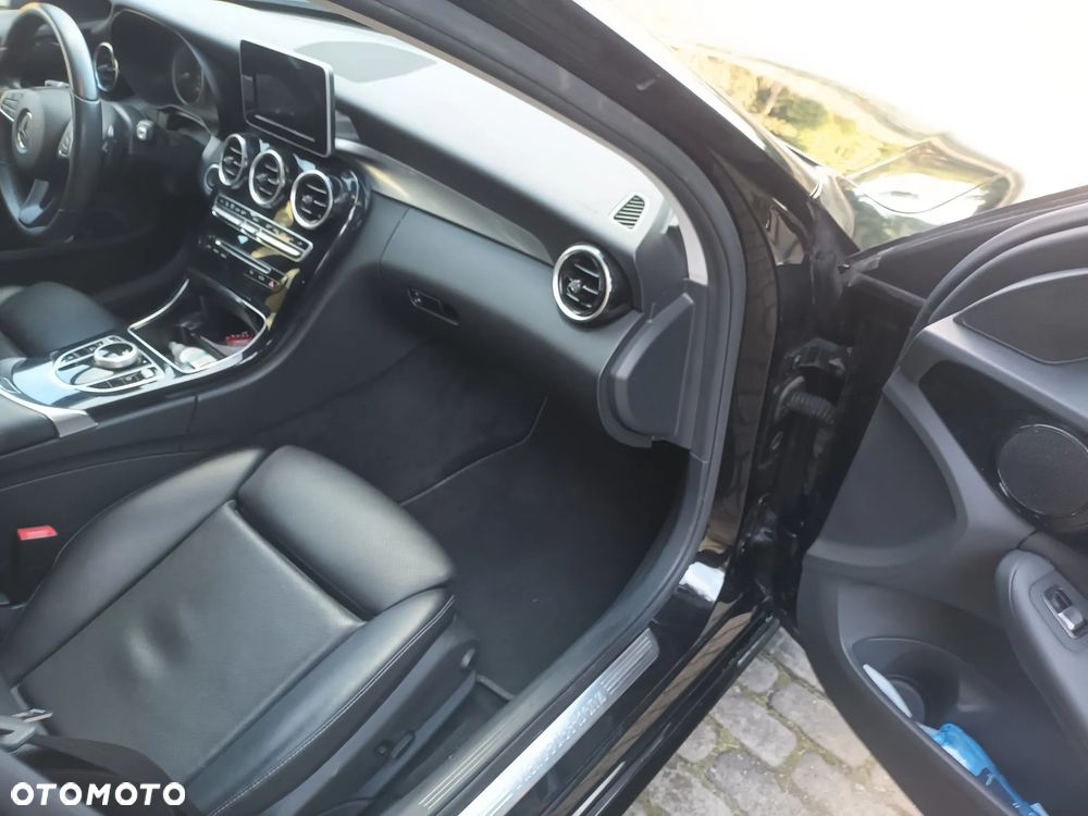 Mercedes-Benz Klasa C 200 9G-TRONIC - 12