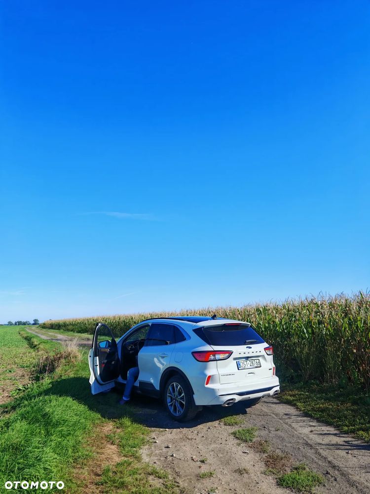 Ford Kuga 2.5 FHEV AWD Titanium X - 19