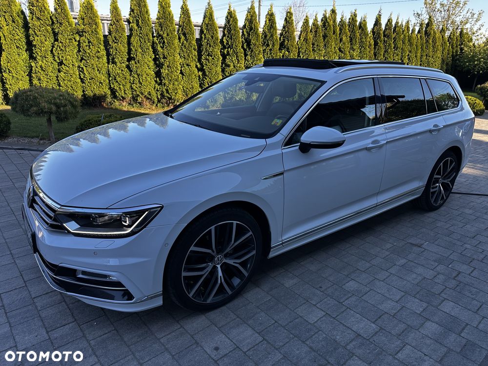 Volkswagen Passat 2.0 TDI SCR DSG 4Motion Business - 1